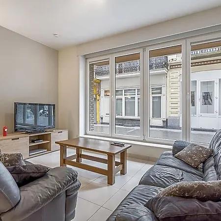Апартаменты With Modern Kitchen Бланкенберге